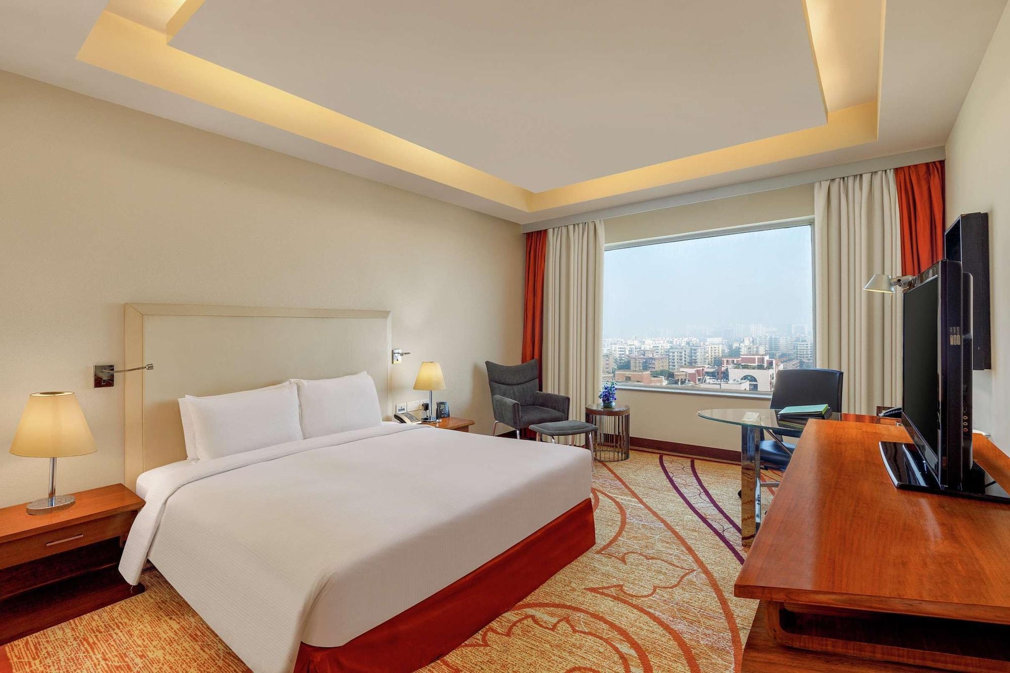 Hotel Doubletree By Hilton Gurgaon New Delhi Ncr Exterior foto